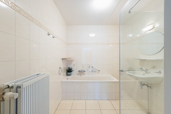 Foto - Te koop: Goed onderhouden Senioren appartement!